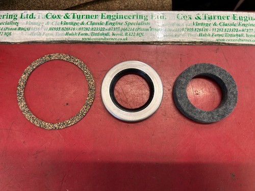 Fordson standard rear - n, hub